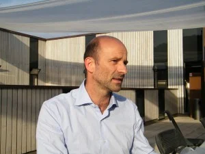 Entrevista a Sergio Baeriswyl: «Crear equipos locales, robustos, con capacidad de decisión, que sean capaces de interactuar con el sector público, es la mejor forma de actuar y de llegar a buenos resultados»