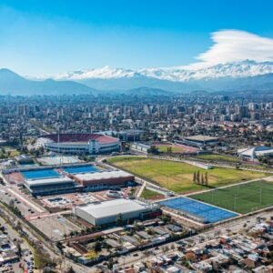 El estadio de todos y el barrio de nadie: La vida cotidiana en torno al Estadio Nacional