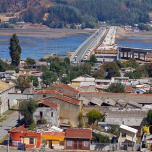 «Población Aurora  de Chile: ¿ la última frontera a derribar por un modelo expulsor?»